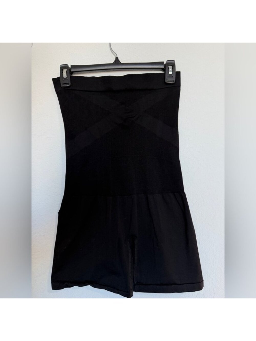 Black Maternity Bike Shorts - Picture 3 of 4